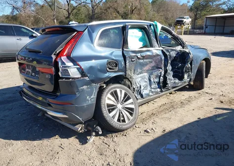 2023 Volvo Xc60 B5 Plus Bright Theme from USA, damaged, VIN YV4L12DN4P1254968